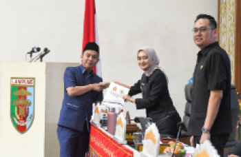 Dorong Investasi di Provinsi Lampung, Rapat Paripurna DPRD Lampung Bahas Raperda Prakarsa Pemerintah Provinsi Lampung